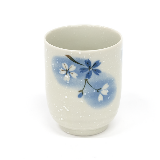 ダイソー 湯のみ（錦桜・青）